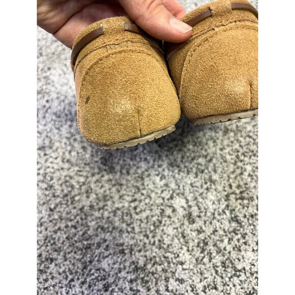 Minnetonka Womens Cally Moccasin Slipper, Size 7, Tan Suede CozyCore Cabincore - Picture 4 of 7